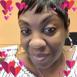 Meet your Posher, Lazetta